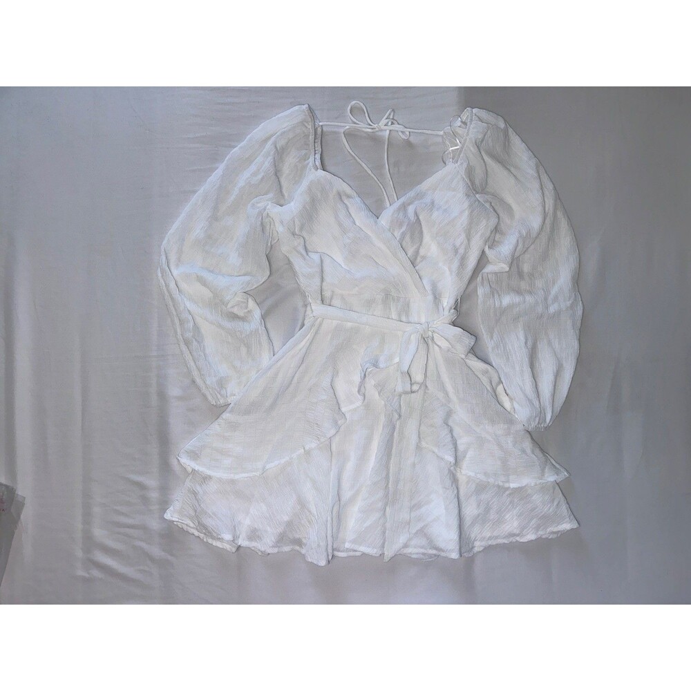 NWT MiAmi Francesca’s White Mini Dress Long Sleeve Small